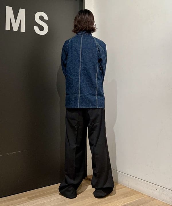 関澤 佑樹さんの「BEAMS WOMEN｜orSlow / 1950 カバーオール」を使ったコーディネート