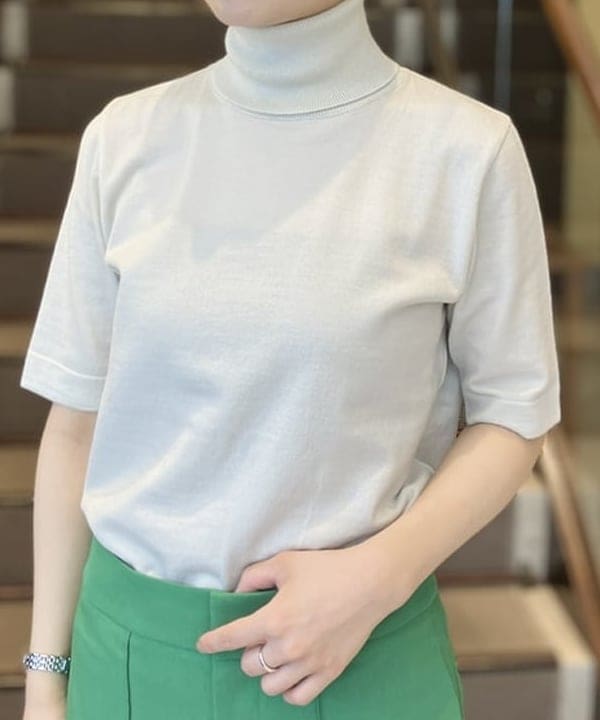 蒲原 捺美さんの「BEAMS WOMEN｜AK+1 / ストレッチ パンツ」を使ったコーディネート