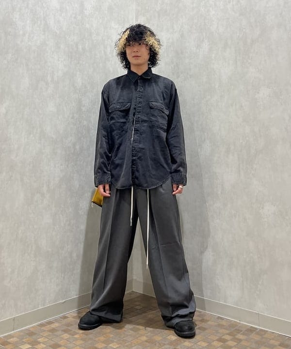 菊田 悠さんの「BEAMS WOMEN｜2プリーツ ワイド スラックス」を使ったコーディネート