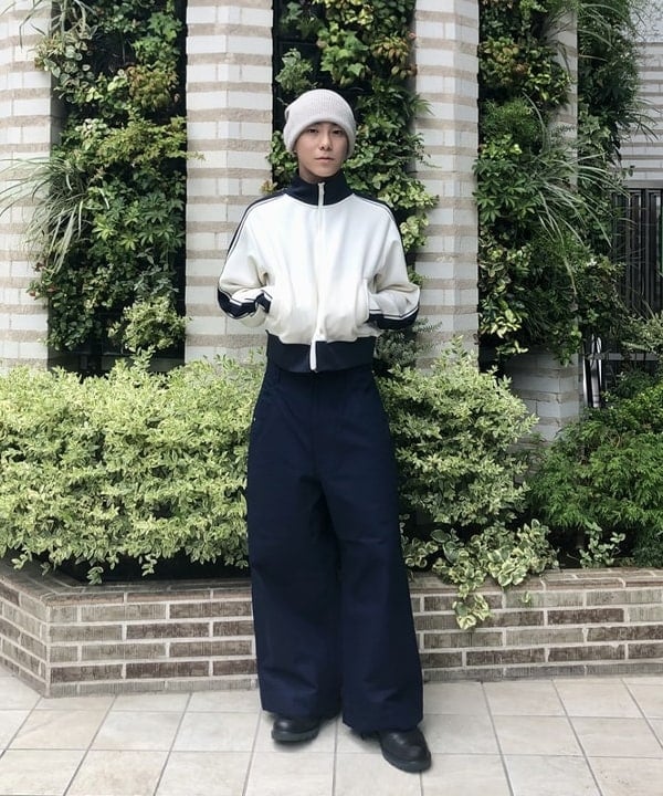 はるひむさんの「BEAMS WOMEN｜Dickies / 別注 ダック ワイド パンツ」を使ったコーディネート