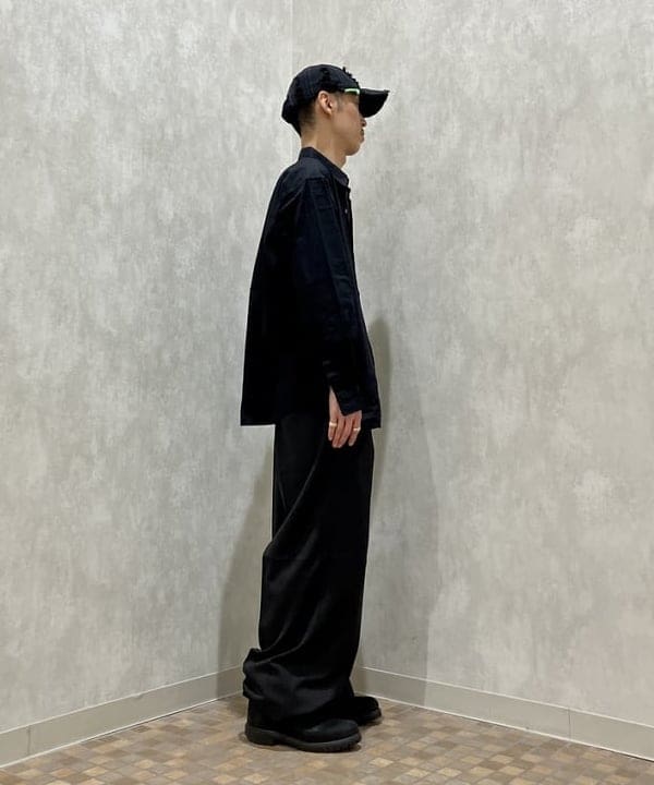 西村 光平さんの「BEAMS WOMEN｜2プリーツ ワイド スラックス」を使ったコーディネート