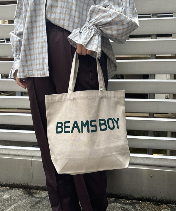 チナツさんの「BEAMS WOMEN｜」を使ったコーディネート