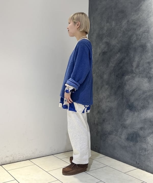 yokoyama shionさんの「BEAMS WOMEN｜BEAMS BOY / 樹脂 パール ロング ネックレス」を使ったコーディネート