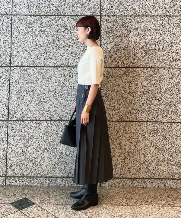 多田 日奈子さんの「BEAMS WOMEN｜【別注】O’NEIL OF DUBLIN / ウール イージー レギュラー キルトスカート」を使ったコーディネート