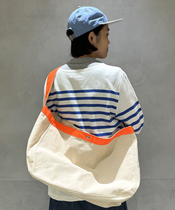 葵さんの「BEAMS WOMEN｜ナバルボーダー ビッグ ボートネック カットソー」を使ったコーディネート