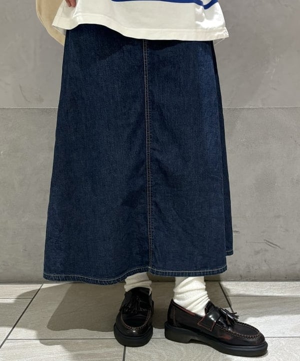 葵さんの「BEAMS WOMEN｜ナバルボーダー ビッグ ボートネック カットソー」を使ったコーディネート