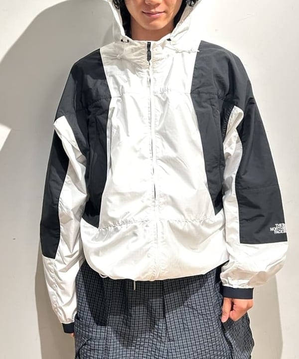 佐藤 大斗さんの「BEAMS WOMEN｜NULL TOKYO × BEAMS / 別注 Out Side Shorts」を使ったコーディネート