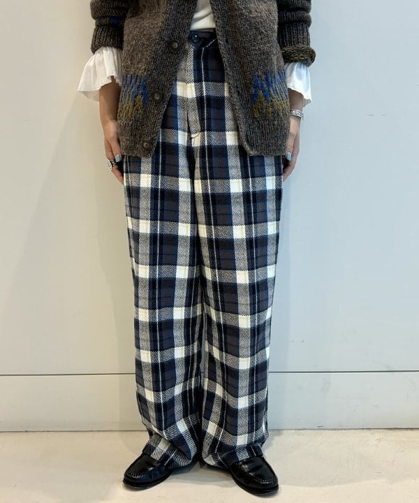 吉野 多恵さんの「BEAMS WOMEN｜」を使ったコーディネート