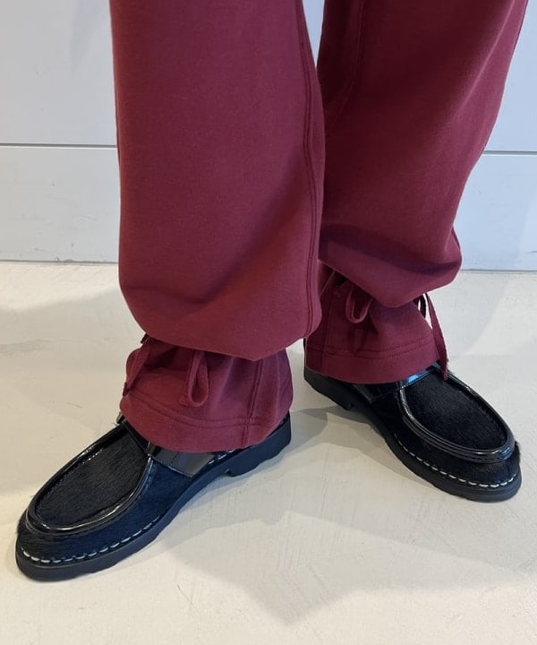 ミナミマリコさんの「BEAMS WOMEN｜ヘム アレンジ スウェット パンツ」を使ったコーディネート