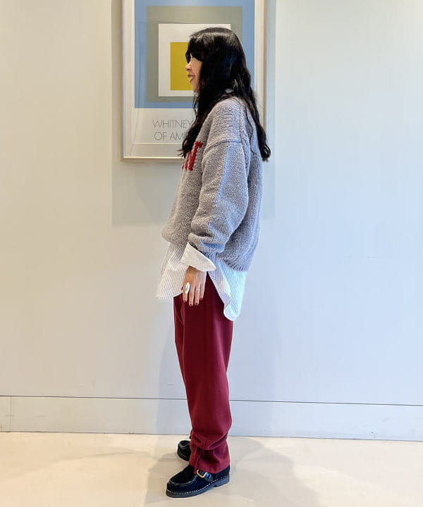 ミナミマリコさんの「BEAMS WOMEN｜ヘム アレンジ スウェット パンツ」を使ったコーディネート