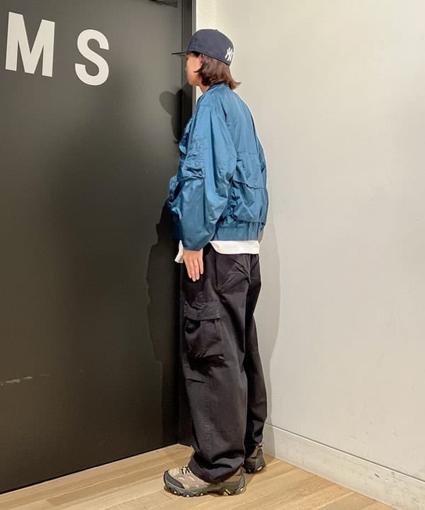 関澤 佑樹さんの「BEAMS WOMEN｜NEW ERA / 別注 Pre-Curved 59FIFTY Back Logo Cap 24AW」を使ったコーディネート