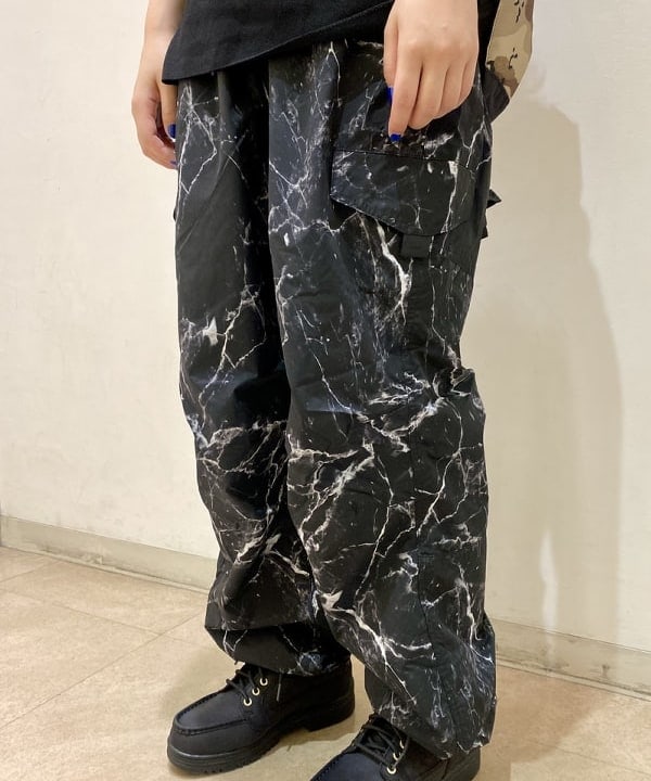 鈴木 悠里さんの「BEAMS WOMEN｜Timberland / HERITAGE GORE-TEX（R） MOC TOE MIDDLE BLACK」を使ったコーディネート