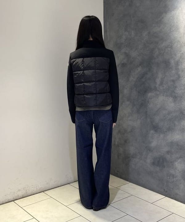 高木 菜央さんの「BEAMS WOMEN｜upper hights × Demi-Luxe BEAMS / 別注 THE NIECE デニムパンツ」を使ったコーディネート