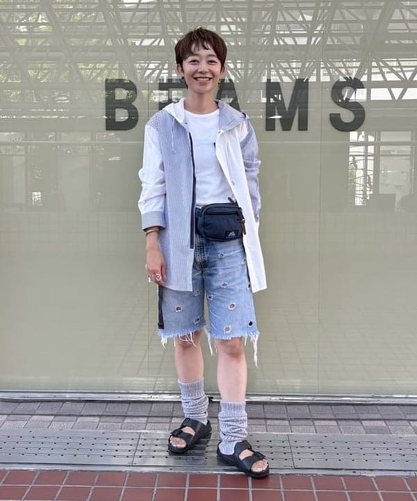 矢野(青木)優香さんの「BEAMS WOMEN｜GREGORY / 別注 VINTAGE HIP MATE NAVY」を使ったコーディネート