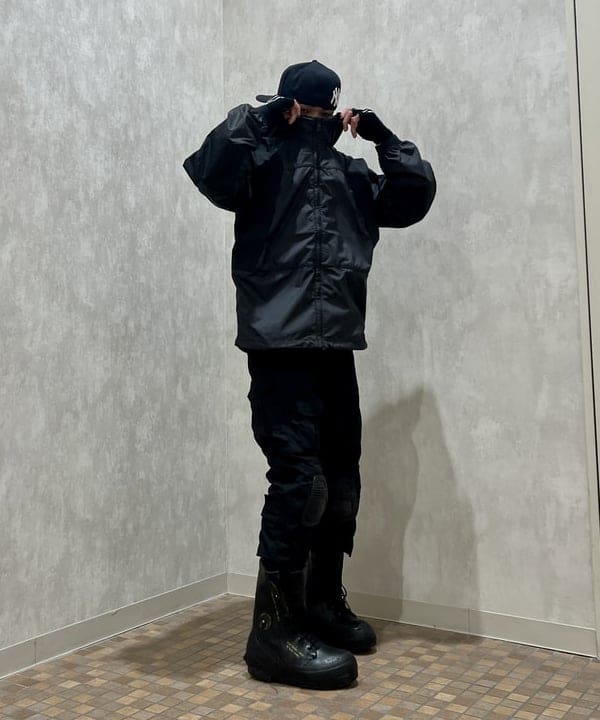 ムファサさんの「BEAMS WOMEN｜NEW ERA / 別注 Pre-Curved 59FIFTY Back Logo Cap 24AW」を使ったコーディネート