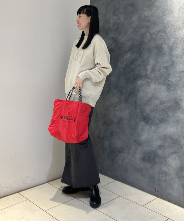 OSUMIさんの「BEAMS WOMEN｜upper hights × Demi-Luxe BEAMS / 別注THE HERENA スカート」を使ったコーディネート