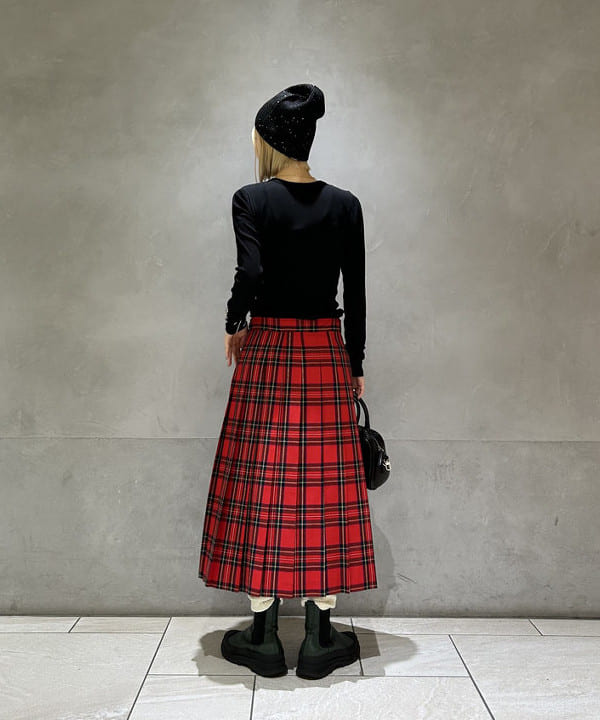 ササキさんの「BEAMS WOMEN｜テレコ リブ クルーネック トップス」を使ったコーディネート