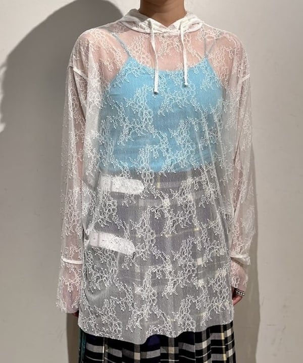 早川 萌子さんの「BEAMS WOMEN｜O’NEIL OF DUBLIN / 別注 ウール クレイジー マキシスカート」を使ったコーディネート