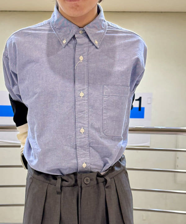 配島 孝明さんの「BEAMS WOMEN｜2プリーツ ワイド スラックス」を使ったコーディネート