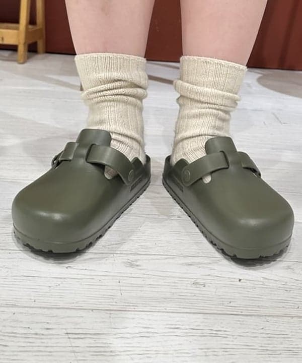 竹村 澄玲さんの「BEAMS WOMEN｜BIRKENSTOCK / 【EXCLUSIVE】 BOSTON EVA KHAKI（23～24.5cm）」を使ったコーディネート