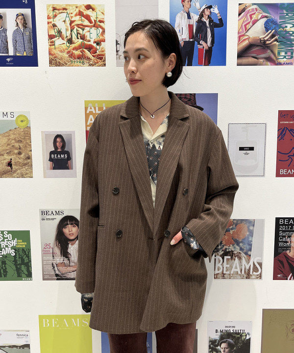 神坂 莉子さんの「BEAMS WOMEN｜カット コーデュロイ バイカー ショーツ」を使ったコーディネート