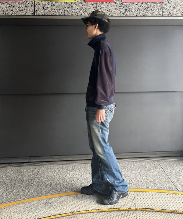 宮越 拓斗さんの「BEAMS WOMEN｜クレイジー ジャージ トラックジャケット」を使ったコーディネート