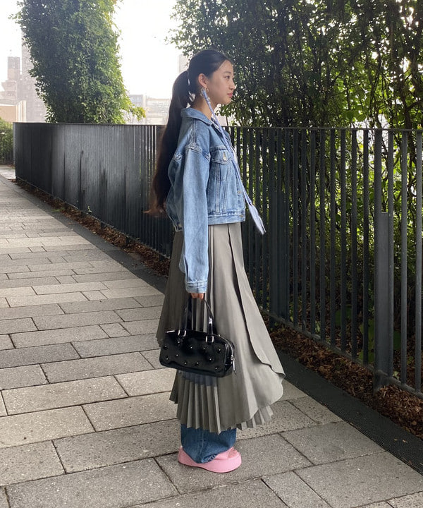 ayaさんの「BEAMS WOMEN｜LEVI’S(R) / SHRUNKEN 90S TRUCKER」を使ったコーディネート