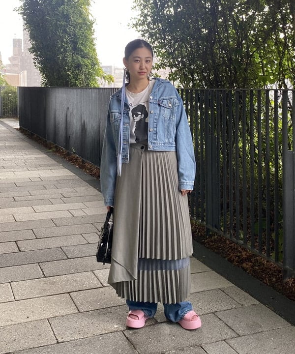 ayaさんの「BEAMS WOMEN｜LEVI’S(R) / SHRUNKEN 90S TRUCKER」を使ったコーディネート