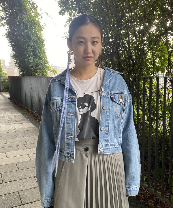 ayaさんの「BEAMS WOMEN｜LEVI’S(R) / SHRUNKEN 90S TRUCKER」を使ったコーディネート