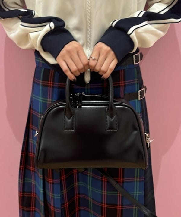 佐々木 南美さんの「BEAMS WOMEN｜チェック 切り替え キルト スカート」を使ったコーディネート