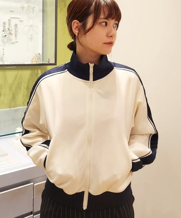 saori KATOさんの「BEAMS WOMEN｜【別注】FARAH / SKIRT」を使ったコーディネート