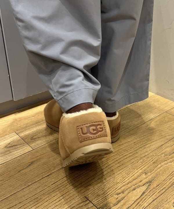 神坂 莉子さんの「BEAMS WOMEN｜UGG(R) / W PUMPED SLIDE」を使ったコーディネート