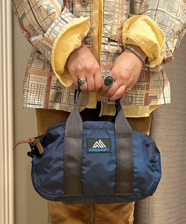 まつむさんの「BEAMS WOMEN｜GREGORY / 別注 VINTAGE PONY BAG NAVY」を使ったコーディネート
