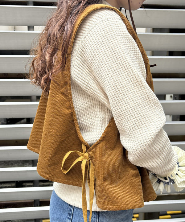 チナツさんの「BEAMS WOMEN｜Jackman / 別注 ワッフル ミドルネック」を使ったコーディネート