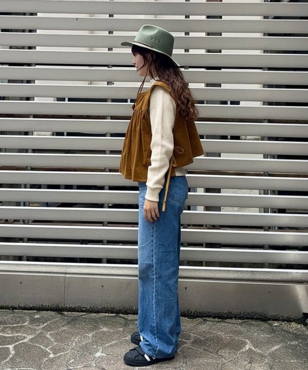 チナツさんの「BEAMS WOMEN｜Jackman / 別注 ワッフル ミドルネック」を使ったコーディネート