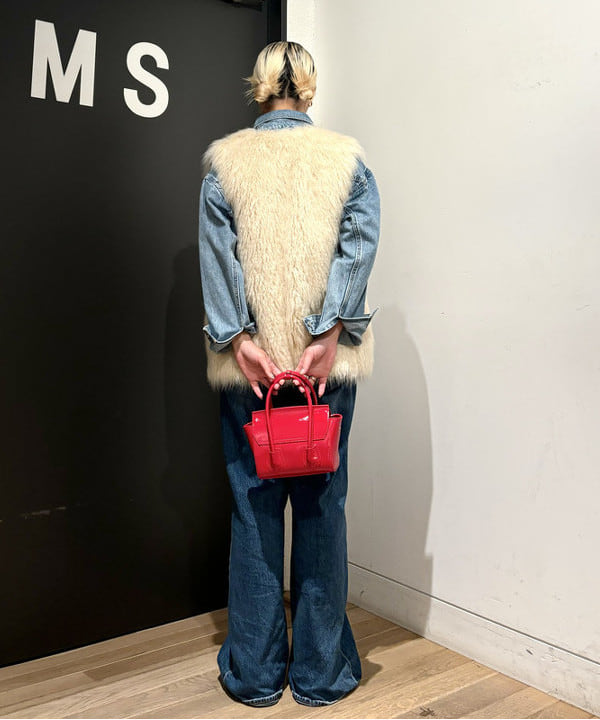 sakuraさんの「BEAMS WOMEN｜LEVI’S(R) / SHRUNKEN 90S TRUCKER」を使ったコーディネート
