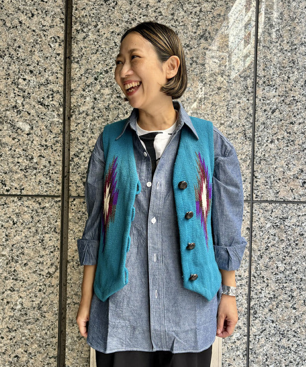 つぼさんの「BEAMS WOMEN｜Gramicci × BEAMS BOY / 別注 2プリーツ ワイド スラックス」を使ったコーディネート