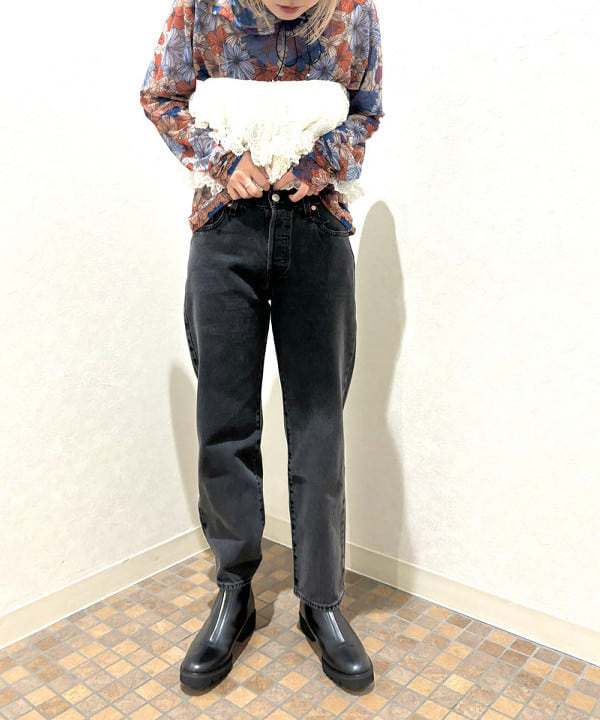 あすかさんの「BEAMS WOMEN｜LEVI’S(R) / 501 90s ANKLE」を使ったコーディネート