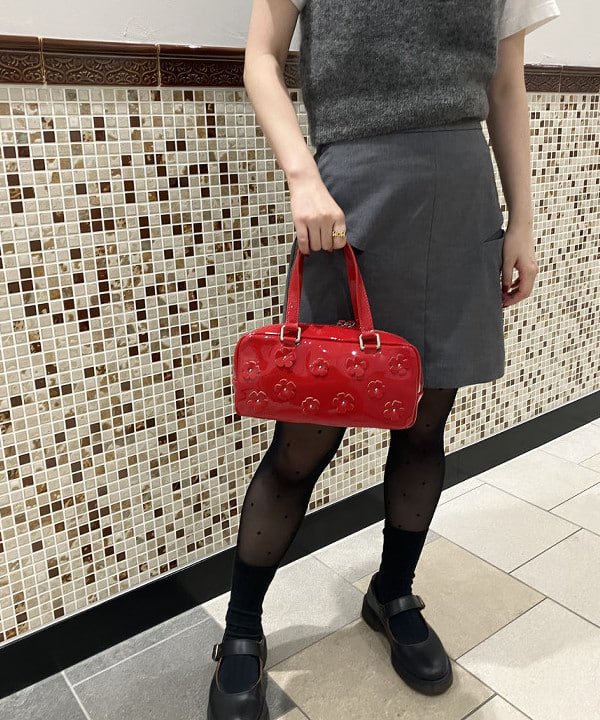 渡邊 舞さんの「カット アウト ミニスカート」を使ったコーディネート