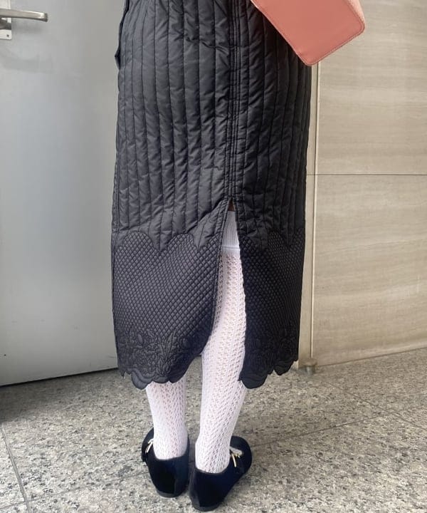 マツド ユメカさんの「BEAMS WOMEN｜カウヘアー ミニ バッグ」を使ったコーディネート