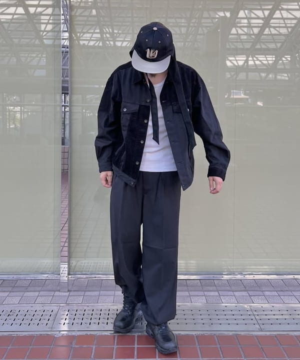 石郷岡 稜さんの「2プリーツ ワイド スラックス」を使ったコーディネート