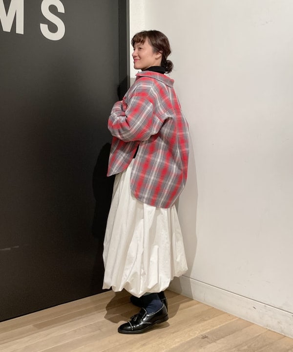 IZUMI MAYUMIさんの「BEAMS WOMEN｜」を使ったコーディネート