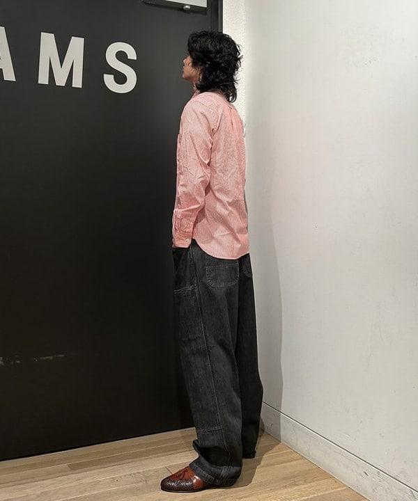 佐藤 大斗さんの「BEAMS WOMEN｜BEAMS PLUS / コットンブロード ロンドンストライプ ボタンダウン シャツ」を使ったコーディネート