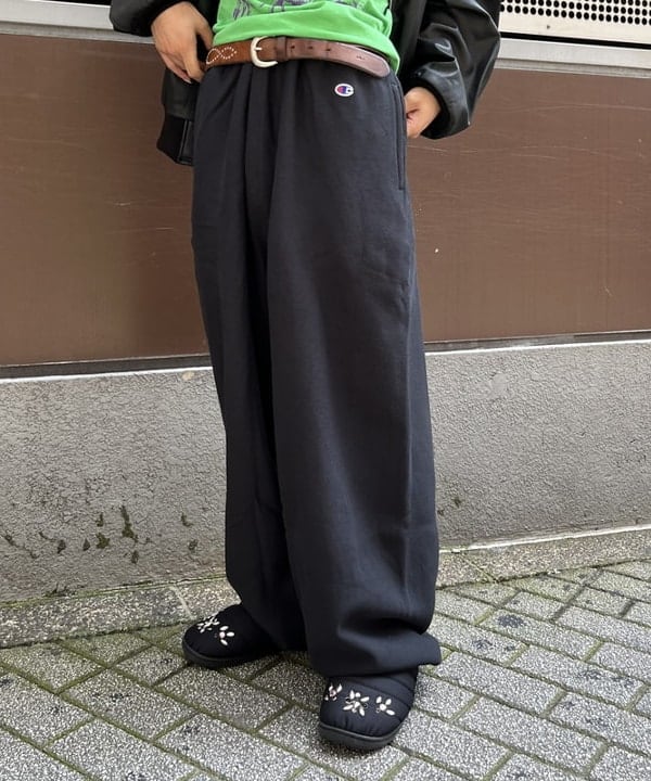 菊田 悠さんの「BEAMS WOMEN｜レザー ボマージャケット」を使ったコーディネート