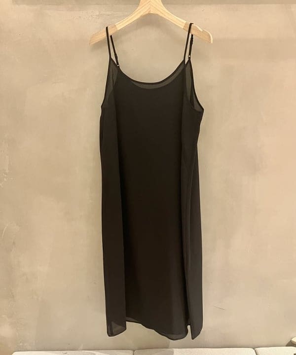 YUIさんの「BEAMS WOMEN｜AK+1 / シフォン フラワー ワンピース」を使ったコーディネート