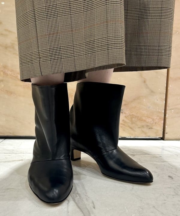 西村 章代さんの「BEAMS WOMEN｜A VACATION / BREAD M PAISLEY トートバッグ」を使ったコーディネート