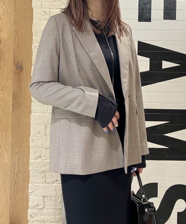 CHIHIROさんの「BEAMS WOMEN｜2ボタン ダブルブレスト ジャケット」を使ったコーディネート