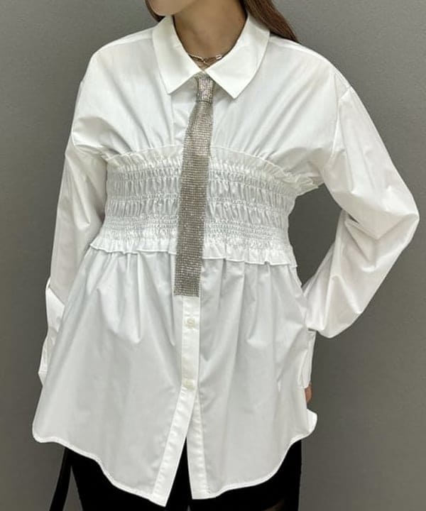 ヒカリさんの「BEAMS WOMEN｜シャーリング ビスチェ シャツ」を使ったコーディネート