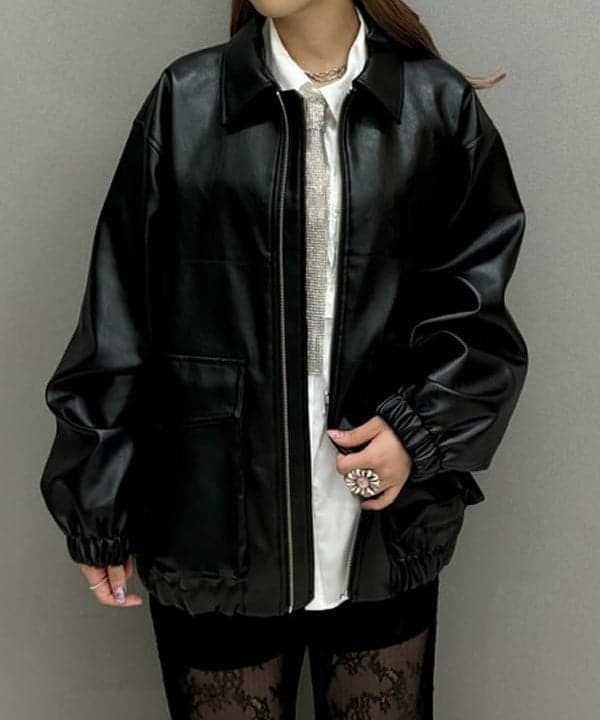 ヒカリさんの「BEAMS WOMEN｜シャーリング ビスチェ シャツ」を使ったコーディネート