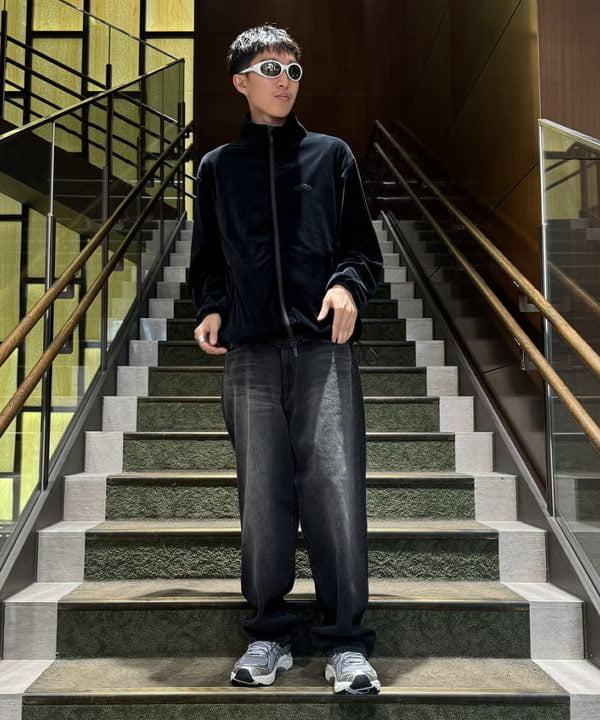 美品 BEAMS F 秋冬物ダークグレー ピンストライプ Lサイズ97 美品 BEAMS F